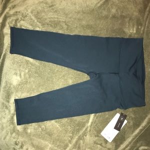 Lululemon cropped workout legging